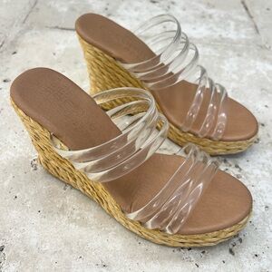 Coconuts by Matisse Clear and Tan Wedges